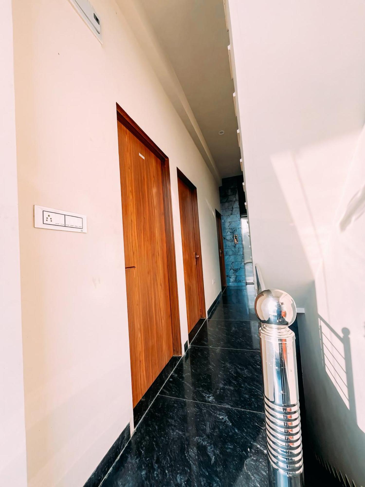 Hotel Pooja 斋浦尔 外观 照片